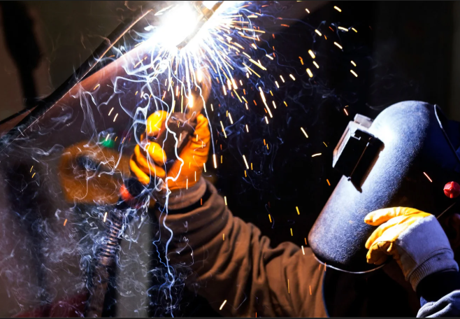 TIG metināšanas tehnoloģija un šuvju kvalitātes novērtēšana